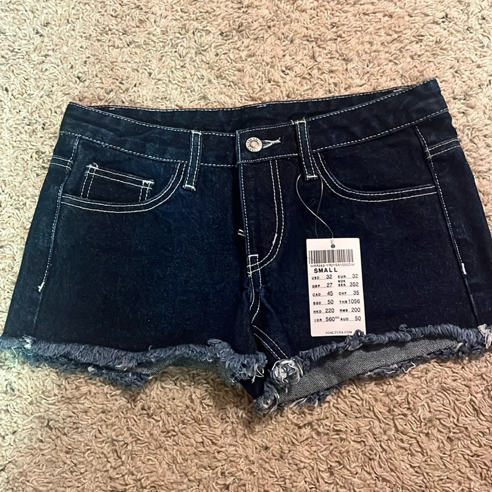 Brandy Melville shorts- new with tag